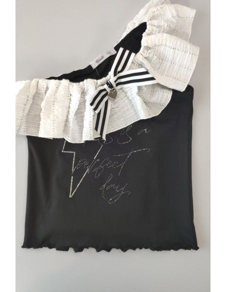 CAMISETA NEGRA VOLANTE, BIANCA. VERANO 23.