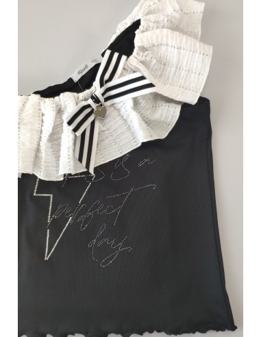 CAMISETA NEGRA VOLANTE, BIANCA. VERANO 23.