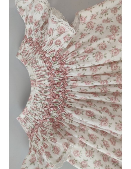VESTIDO FLORES, ROSA. VERANO 23.