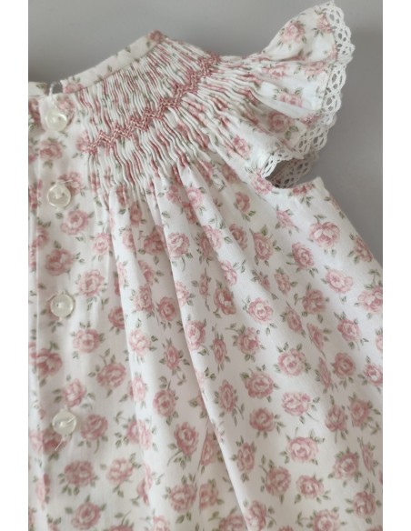 VESTIDO FLORES, ROSA. VERANO 23.