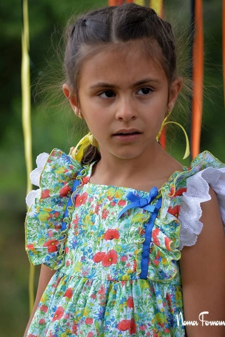 VESTIDO COLECCIÓN WENDY, MULTICOLOR.NOMA FERNÁNDEZ. VERANO 23.