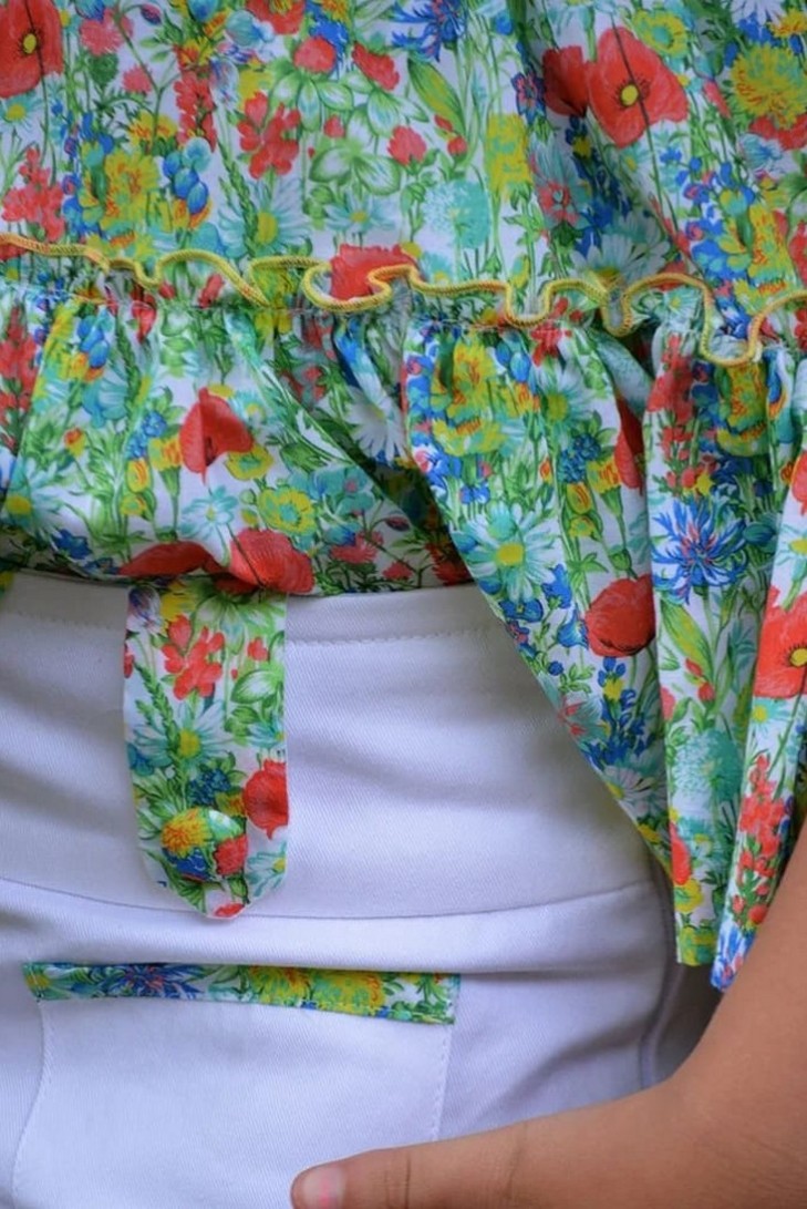 CONJUNTO NIÑA BLUSÓN Y SHORT COLECCIÓN WENDY, MULTICOLOR.NOMA FERNÁNDEZ. VERANO 23.
