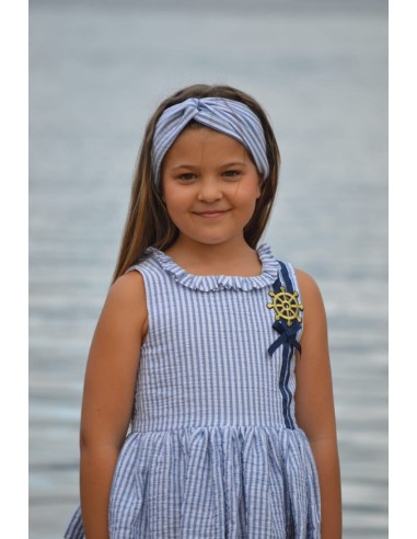 CONJUNTO NIÑA BLUSÓN Y SHORT COLECCIÓN "NAVY", RAYA/VICHY MARINO.NOMA FERNÁNDEZ. VERANO 23.