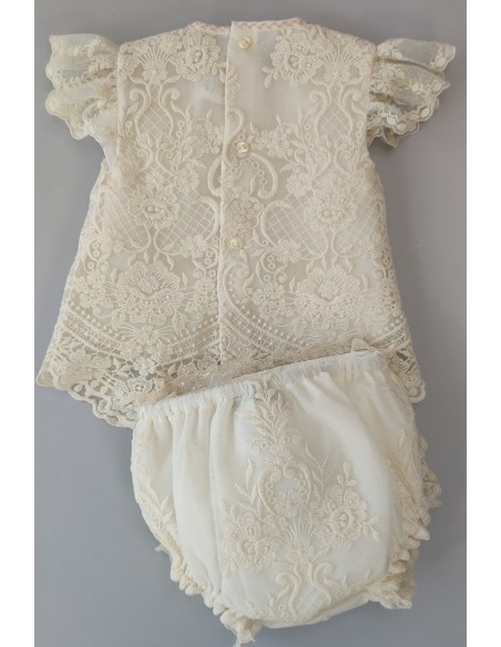 CONJUNTO BLUSA, CUBREPAÑAL Y CAPOTA. VERANO.