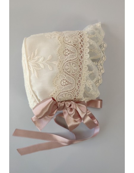CONJUNTO BLUSA, CUBREPAÑAL Y CAPOTA. VERANO.
