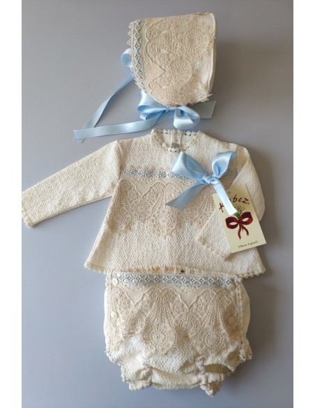 CONJUNTO BEBÉ NIÑO CEREMONIA. INCLUYE BRAGUITA Y CAPOTA