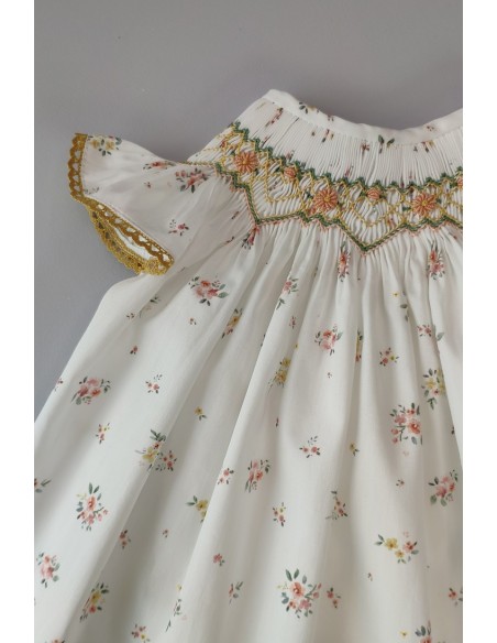 VESTIDO FLORES, TOSTADO. VERANO 23.