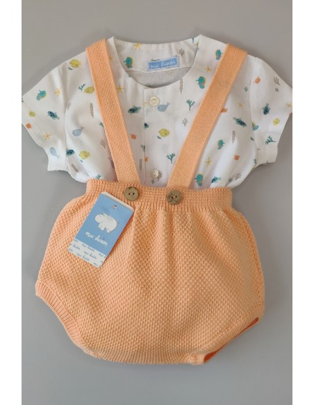 PETO TIRANTES NIÑO Y BLUSITA ESTAMPADA "AZUCENA", MANDARINA. VERANO 23.