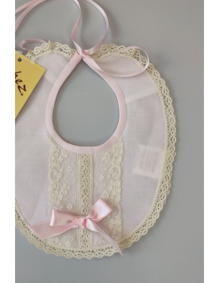 BABERO BATISTA UNISEX, ROSA BEBÉ/CRUDO. VERANO.