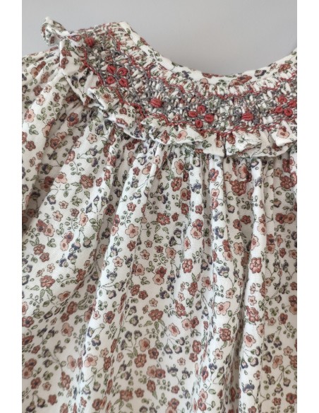 VESTIDO BORDADO PUNTO SMOCK FLORES, ROSA. INVIERNO 23.