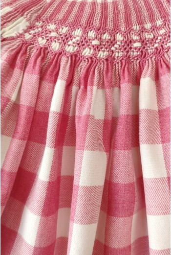 VESTIDO BORDADO PUNTO SMOCK VICHY, FRESA. INVIERNO 23. 2